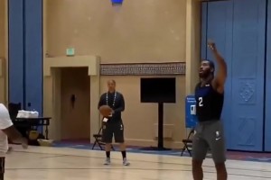 吧友们的老婆来啦！霍纳塞克的女儿，颜值高身材好，球技也很能打